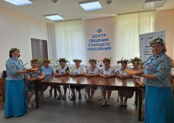 "Веселиться нам не лень - мы встречаем Ильин день!" – яркий фольклорный праздник в центре общения "Серебряный возраст