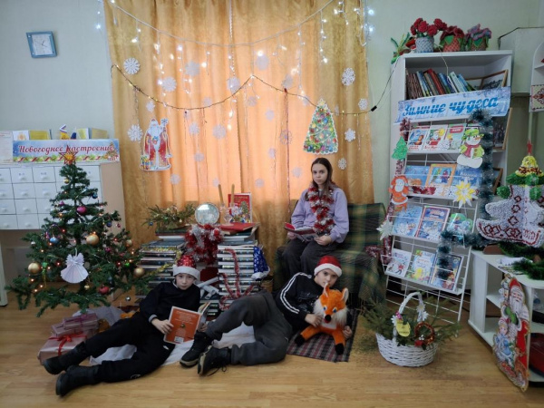 Час досуга «Праздник Рождества»:П.Быбытьская сельская библиотека