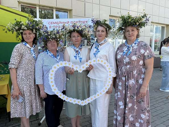 Праздник ко дню семьи, любви и верности